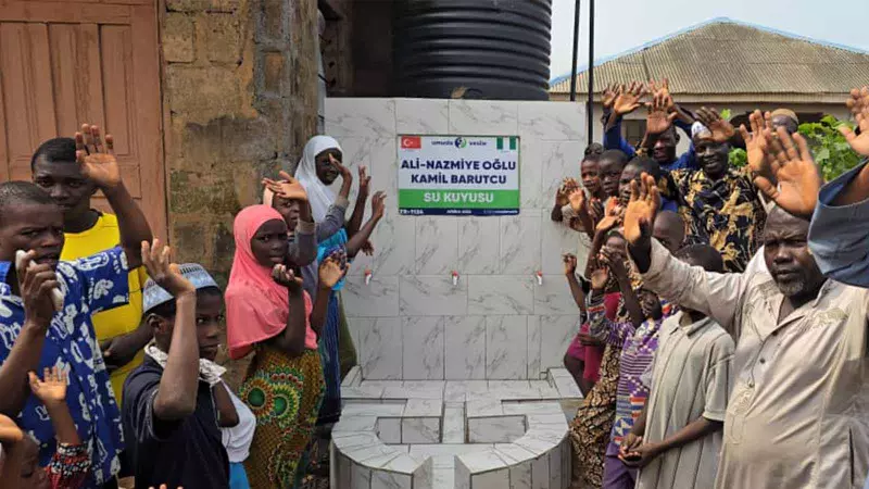 Afrika 3 Çeşmeli Su kuyusu